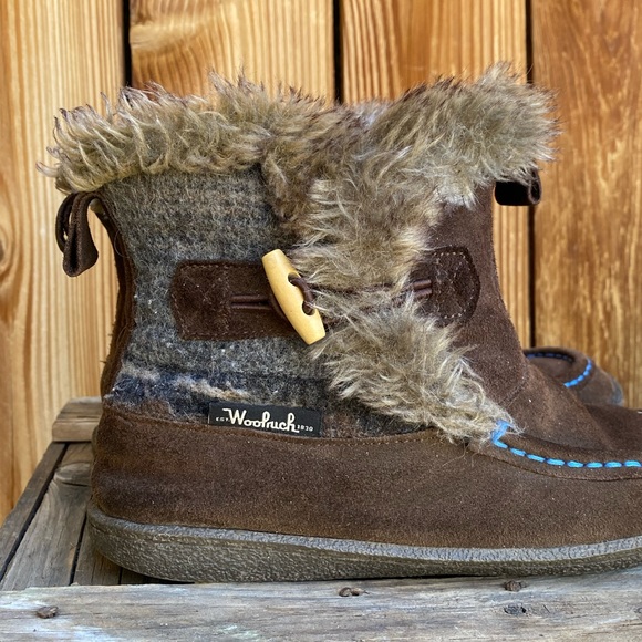 Woolrich Suede Faux Fur Wooden Toggle Moccasins - Picture 5 of 15